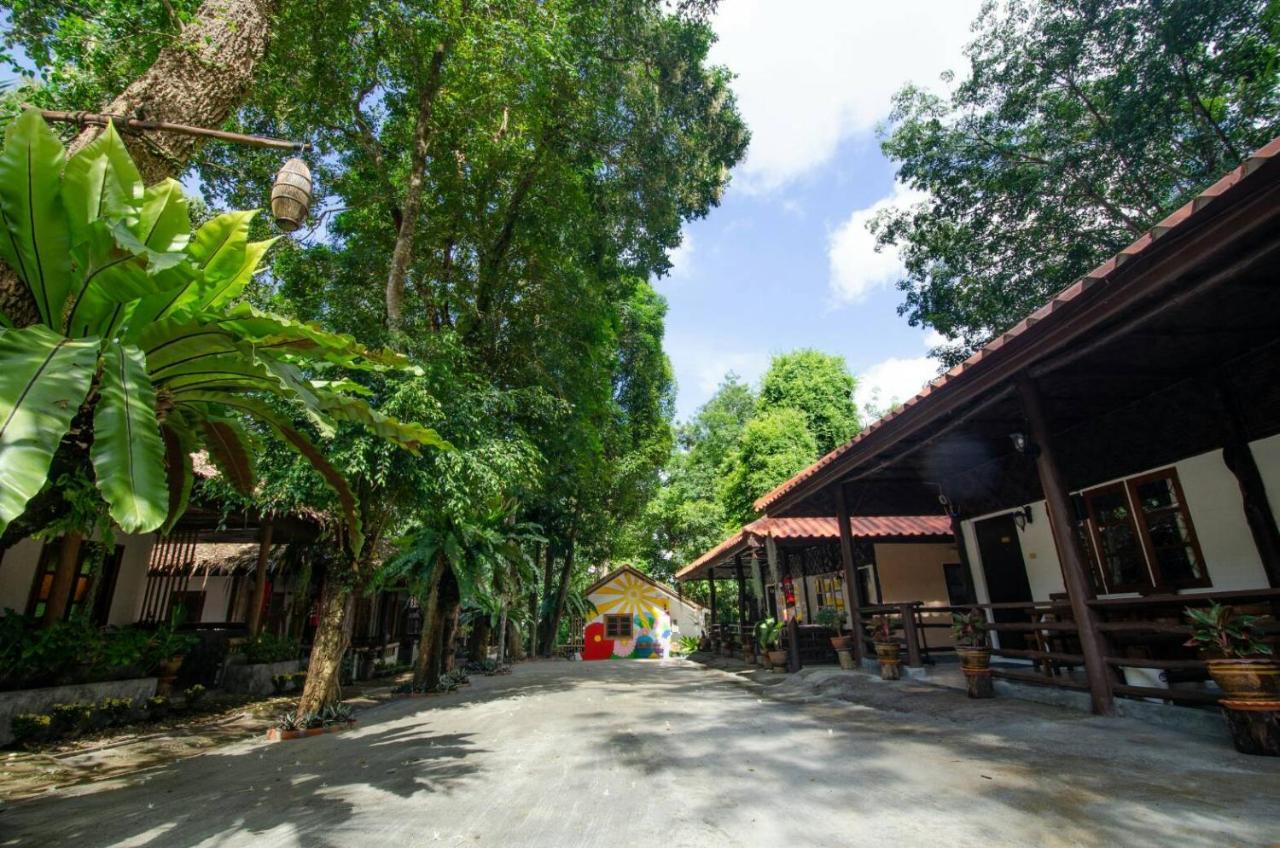 อ่าวนาง เกสท์ โฮม Hotel Ao Nang ภายนอก รูปภาพ